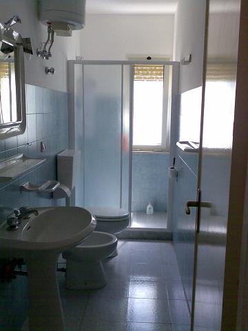Bagno con doccia